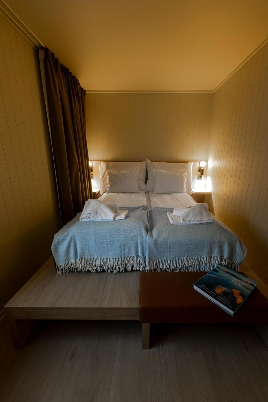 Skata Boutique Hotel Henningsvær Buitenkant foto