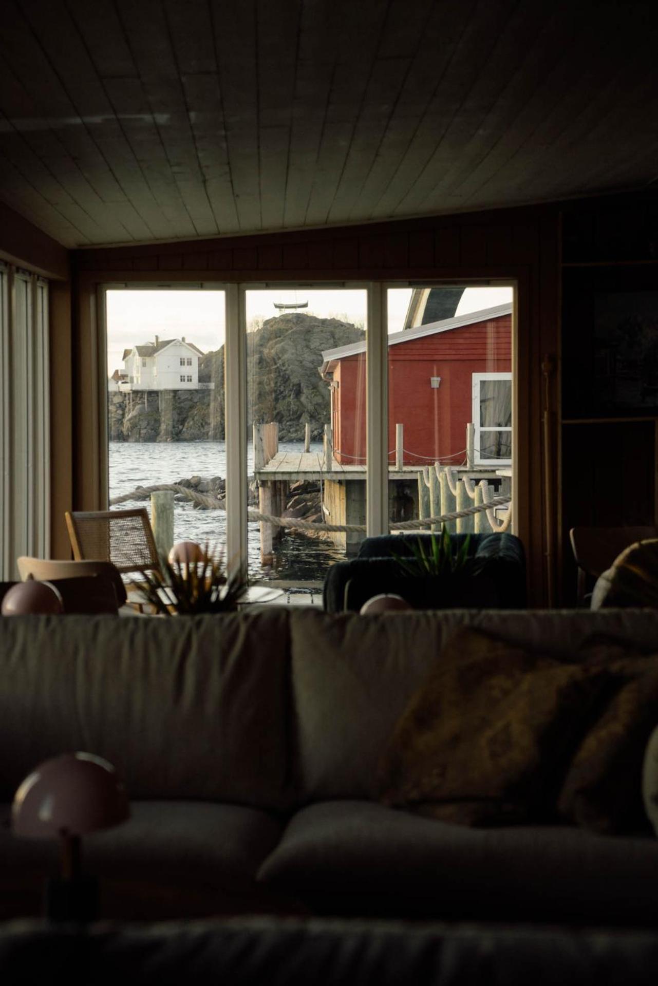 Skata Boutique Hotel Henningsvær Buitenkant foto