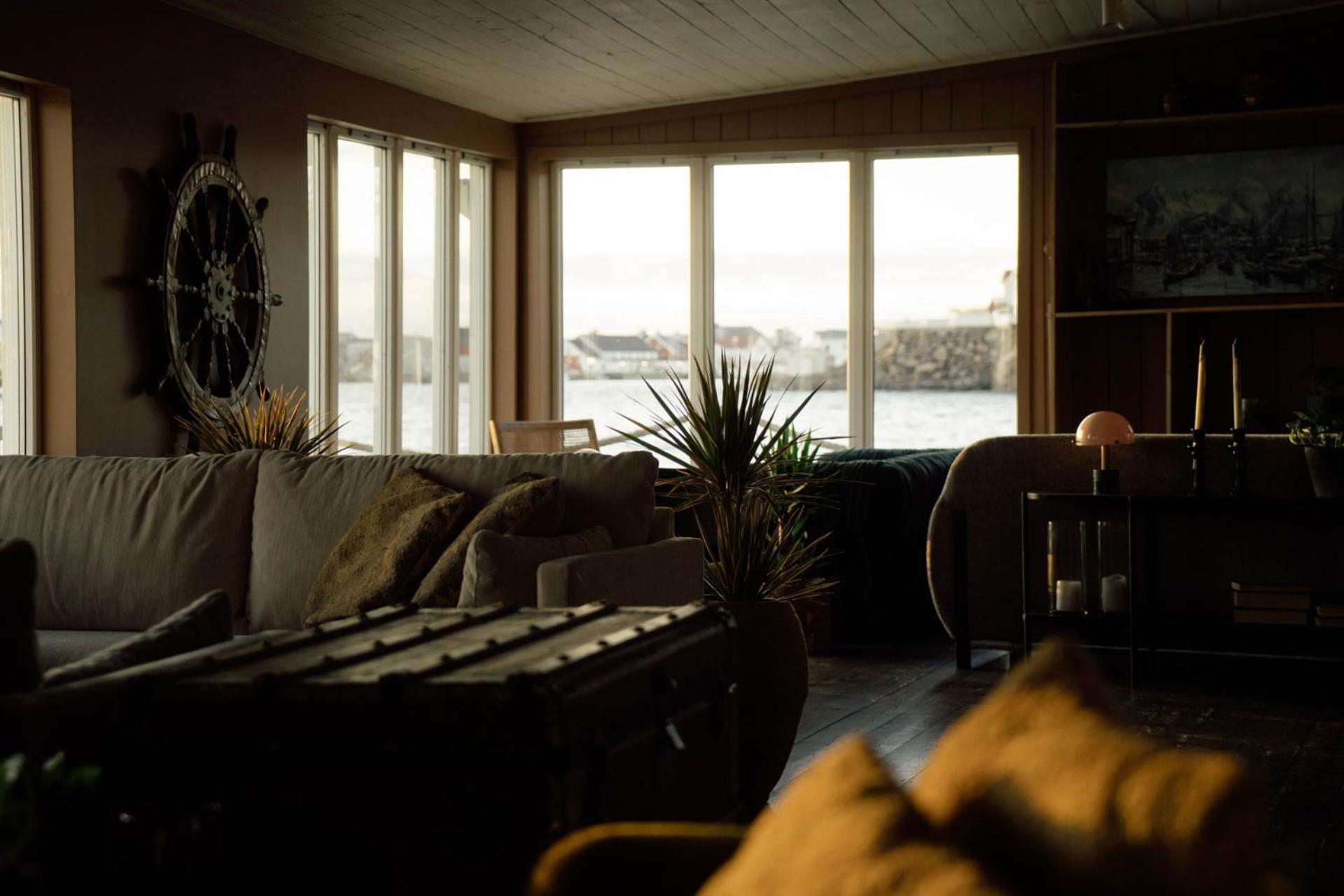 Skata Boutique Hotel Henningsvær Buitenkant foto